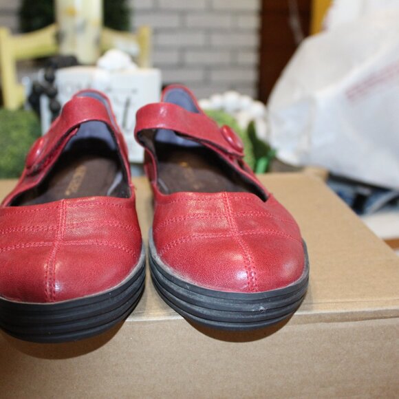 NWOT Aerosoles Mary Jane shoes women's size 9 CUTE! - Picture 4 of 9